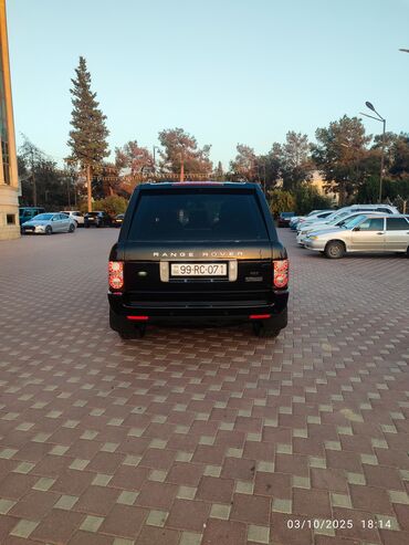 Land Rover: Range Rover L322 – 5 qapılı, qara rəngdə tam ölçülü SUV masinin mueyen — 3