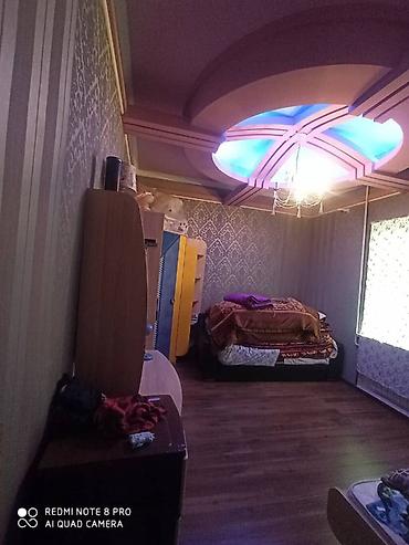 Продажа коттеджей и домов: Просторный частный дом с благоустроенным двором и навесом для авто. - — 16