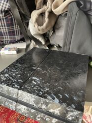 рем комплект: Sony PlayStation 4 фат (чёрная) + беспроводной геймпад DualShock 4 -