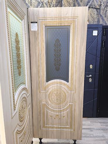 Klassik dizaynlı daxili otaq qapısı - Material: ağac teksturalı MDF