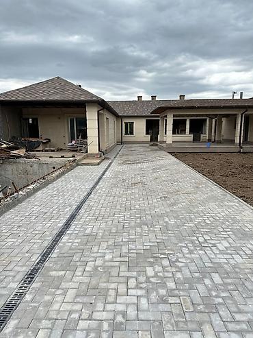 установка брусчатка: Укладка тротуарной плитки и брусчатки «под ключ» - Монтаж дорожек — 4