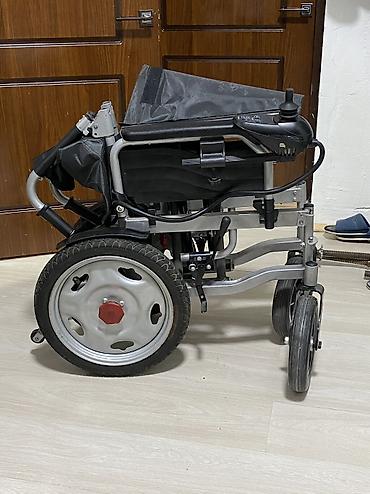 Инвалидные коляски: 28 000 KGS Электроколяска с джойстиком управления - Компактная — 16