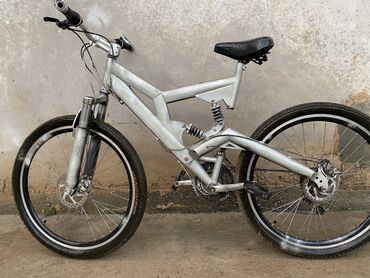 Горные велосипеды: Горный велосипед, Сталь — 9