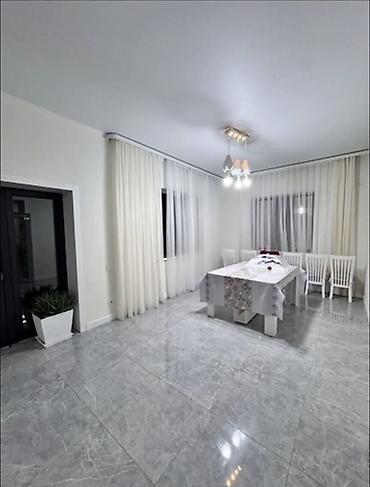 Долгосрочная аренда домов: 200 м², 6 комнат — 4