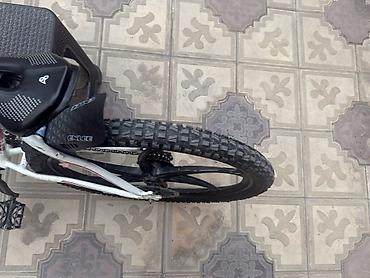 Dağ velosipedləri: Forever MTB velosiped – 26” - Çərçivə: Forever alüminium, ağ-qırmızı — 7