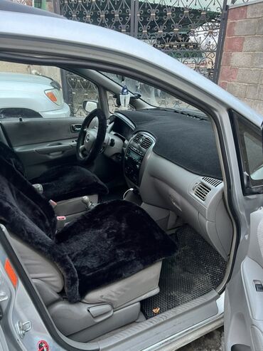 Mazda: Mazda PREMACY: 2003 г., 1.8 л, Механика, Бензин, Минивэн — 7