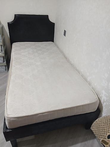 İşlənmiş, Təknəfərlik çarpayı, Bazasız, Matras ilə, Siyirməsiz