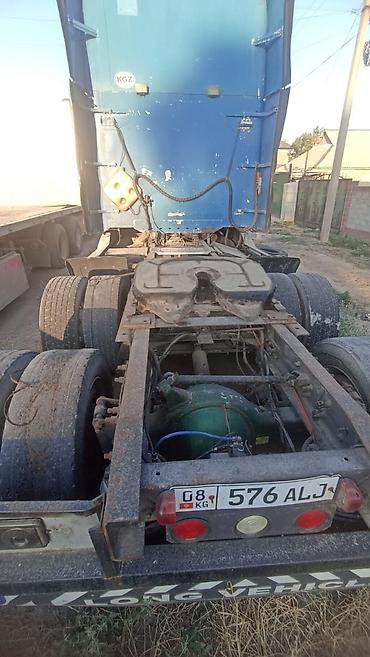 freightliner columbia: Тягач, 1997 г., Без прицепа — 4