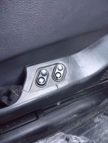 VAZ (LADA): Lada Samara, ağ rəng, sedan kuzov. Texniki və dizayn xüsusiyyətləri — 3