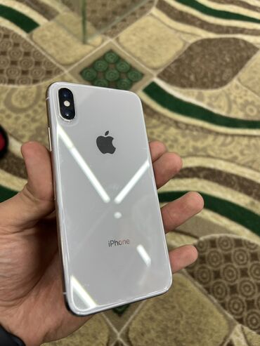 Apple iPhone: IPhone X, Б/у, 256 ГБ, Белый, 69 %