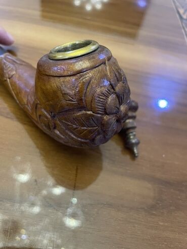 Qəlyan, vayp və aksesuarları: Əl işi tütün qəlyan qədimi.Bir ededi 105 manat -da lalafo.az — 8 Qəlyan, vayp və aksesuarları: Əl işi tütün qəlyan qədimi.Bir ededi 105 manat — 8