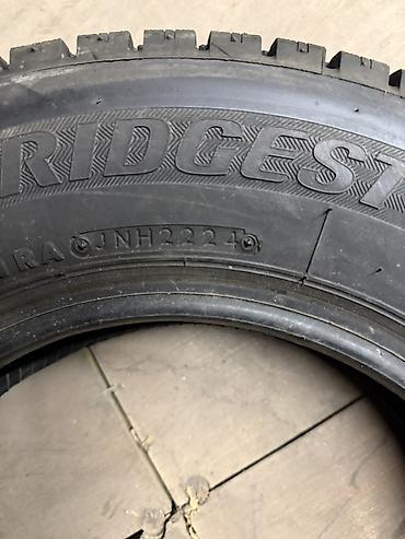 Шины и диски: Комплект из 4 зимних шин Bridgestone Размер: 145/80 R12. Индекс — 6