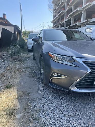 lexus es 300h 2018: Lexus ES: 2017 г., Гибрид, Седан — 2