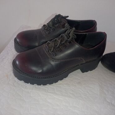 crne mokasine: Oxfords, Aeros, 36