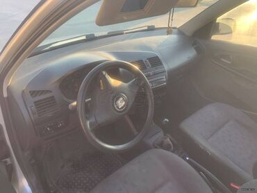 Seat: Seat Ibiza: 1.4 l. | 2001 έ. 490000 km. Χάτσμπακ — 2
