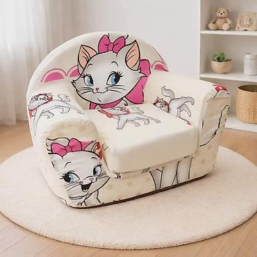 Foteljice: Mala fotelja 🪑 Dimenzije: 55×45 cm ✨ Sedeći deo: 30×30 cm 🛏️ — 14