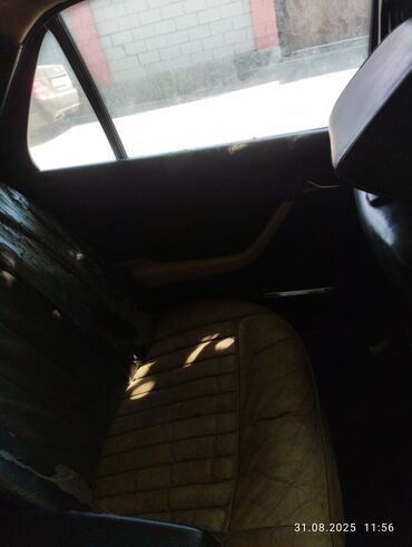 Mercedes-Benz: Mercedes-Benz : 1984 г., Механика, Седан — 6