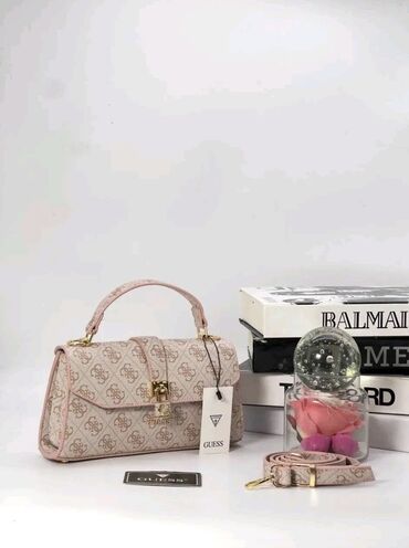 Torbe: Dimenzije: 22x15cm — 13