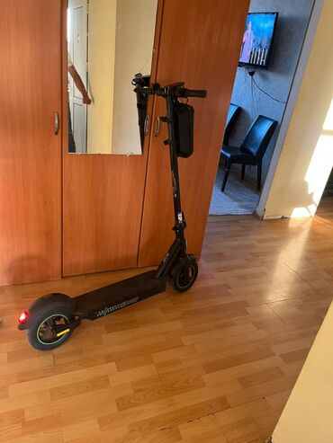 сколько стоит электросамокат в азербайджане: İşlənmiş Elektrik samokat 10", 351 - 500 Vt, 16 - 25 km/s, Ünvandan götürmə
