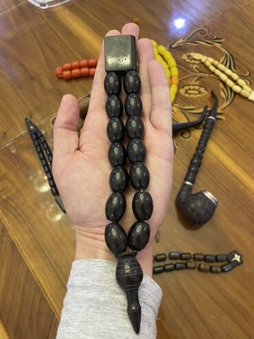 Təsbehlər: Birinci şəkildəki 45 azn digərləri 30 azn — 2