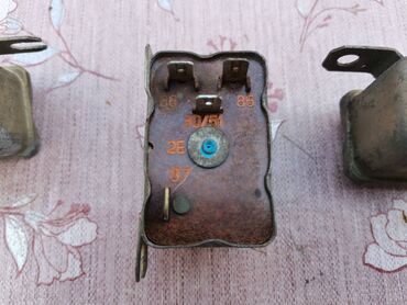 Auto delovi: Releji svetla Lada 2106. Polovno, ocuvano. Skinuto sa rastavljenog — 5