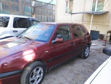 Volkswagen: Volkswagen Golf: 1992 г., 1.8 л, Механика, Бензин, Хэтчбэк