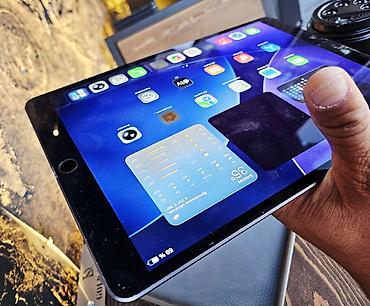 ipad обмен: Планшет, Apple, память 64 ГБ, 9" - 10", Wi-Fi, Б/у, Классический цвет - Серый — 7