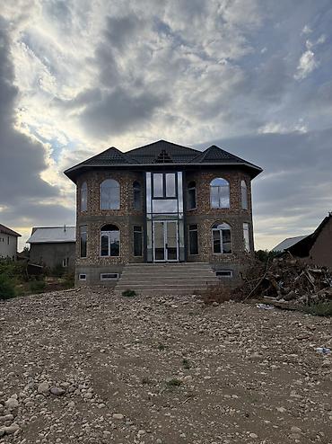 Продажа домов: 6 комнат и более, 350 м², 10 соток, Бишкек, Арча-Бешик ж/м Собственник — 2