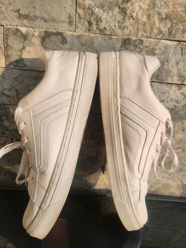 Patike: Patike, veličina - 44 na lalafo.rs — 3 Patike: Patike, veličina - 44 — 3