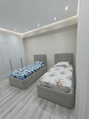 İki ədəd tək nəfərlik çarpayı dəsti - Ölçü: standart tək nəfərlik