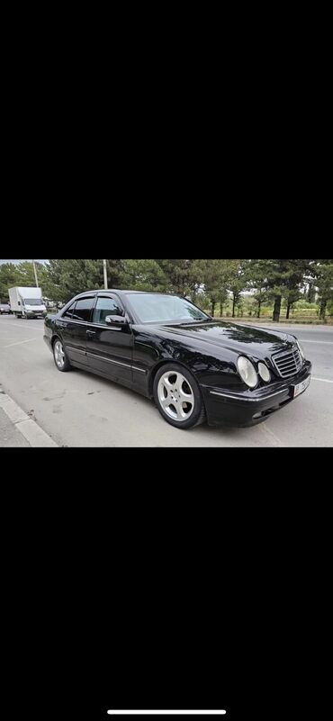 хуйндай саната: Mercedes-Benz E-Class: 2002 г., 2.4 л, Типтроник, Газ, Седан