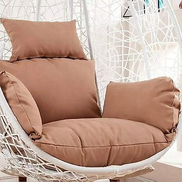 Jastuci: Jastuk jaje ljuljasku
5350 din 
👑
♦ — 8