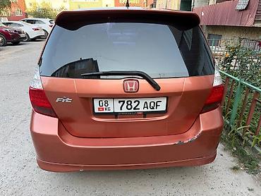 fit 2008: Honda Fit: 2008 г., 1.5 л, Автомат, Бензин, Хэтчбэк — 5