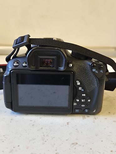 canon eos 60d: Canon EOS 700D DSLR fotoaparat + Canon Zoom Lens EF‑S 18–55mm — 4