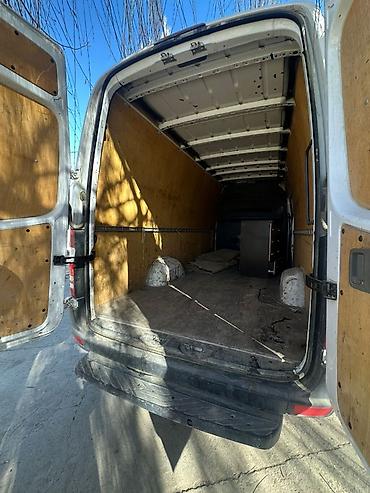 Легкий грузовой транспорт: Легкий грузовик, Mercedes-Benz — 8