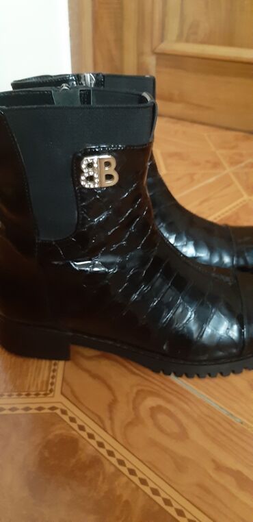 lg h815 g4 genuine leather black: Ölçü: 36, rəng - Qara, Yeni