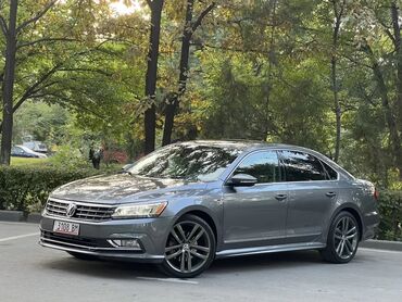 за обе: Volkswagen Passat: 2018 г., 2 л, Автомат, Бензин, Седан