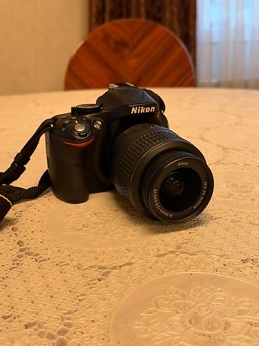 manitor komputer: Nikon DSLR fotoaparat dəsti Məhsulun tərkibi: - Nikon DX formatlı — 2