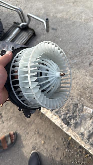 Другие автозапчасти: В наличии генератор на М113 компрессор 180 Ампер, с малым пробегом Так — 3