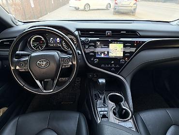 Toyota: Toyota Camry: 2018 г., 2.5 л, Автомат, Гибрид, Седан — 9