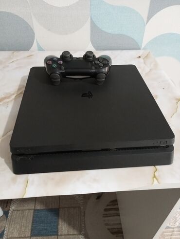 ноутбук i5 бишкек: Продаю PS4 SLIM версия ПО 9.00 прошитая один геймпад,коробка все