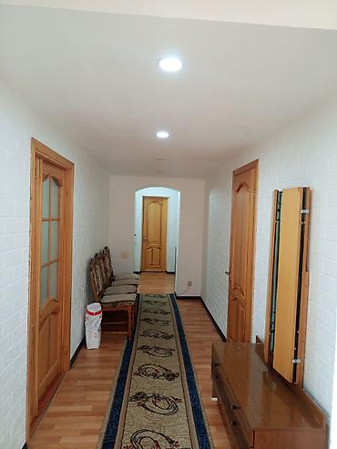 Продажа коттеджей и домов: 🏡 Продаётся двухэтажный кирпичный дом в п. Манас 📍 Недалеко от — 16