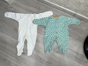 Uşaqlar üçün digər geyimlər: Qiz uwaqi ucun paltarlar satilir 0-5 aya qeder 80 azn. Продаются вещи — 5