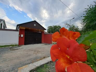 аренда торговых площадей в магазинах: 150 м², 3 комнаты, С бассейном, Комби, Газ, Электричество