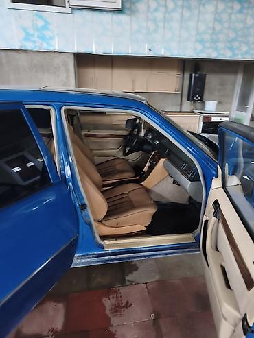 tap az ekskavator: Yeşka satılır . 5000 Nagd satılır. ilkin 4000 də olar.Salon — 6