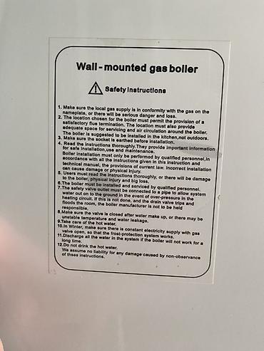 robello: Divara quraşdırılan qaz qazanı (wall‑mounted gas boiler) — 2
