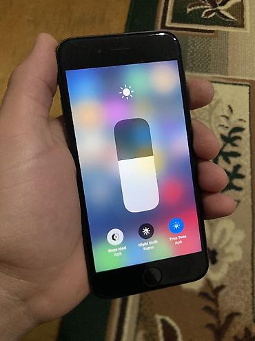 ipad pro 2018: IPhone 8, 256 GB, Jet Black, Barmaq izi, Simsiz şarj — 3