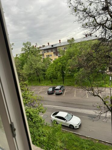 квартира с подселением на долгий срок: 3 комнаты, Собственник, С подселением, С мебелью частично