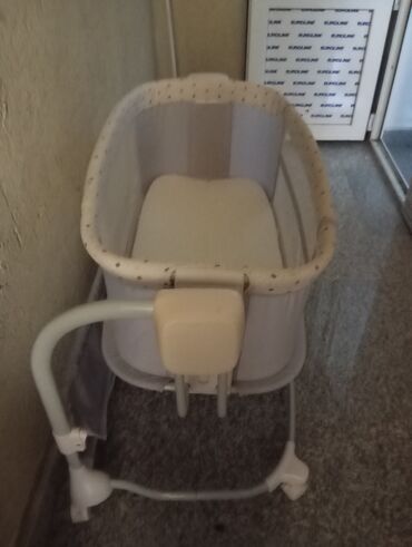 Oğlan və qız üçün, Yumru, Beşik, Dəst ilə, Matras ilə, Yellənmə mexanizm ilə
