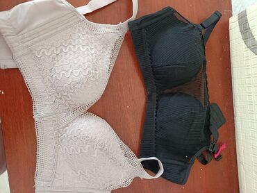 без бюстгальтера: Комплект, Бюстгальтер, Бесшовная модель